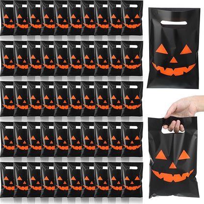Supervitae 100 Pcs Halloween Treat Bags Plastic Pumpkin Party Favor Bags Bulk with Handles for Halloween Snacks Goodie Candy Treat Party Supplies, 9.84''x6.5''