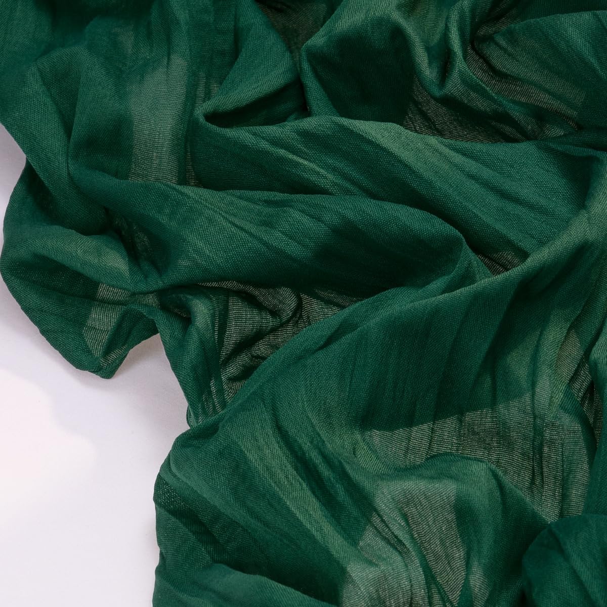 Socomi 6pcs Emerald Green Cheesecloth Table Runner Fall Thanksgiving Boho Rustic Gauze 120 inch 10FT Cheese Cloth Runner for Wedding Party Baby Shower Birthday Home Decor Holiday Decorations