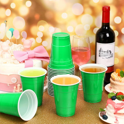 Lounsweer 100 Pack 16 Ounce Christmas Plastic Party Cups Disposable Heavy Duty Drinking Water Cups for Holiday Christmas Festival Wedding New Year Birthday Party Supplies(Green)