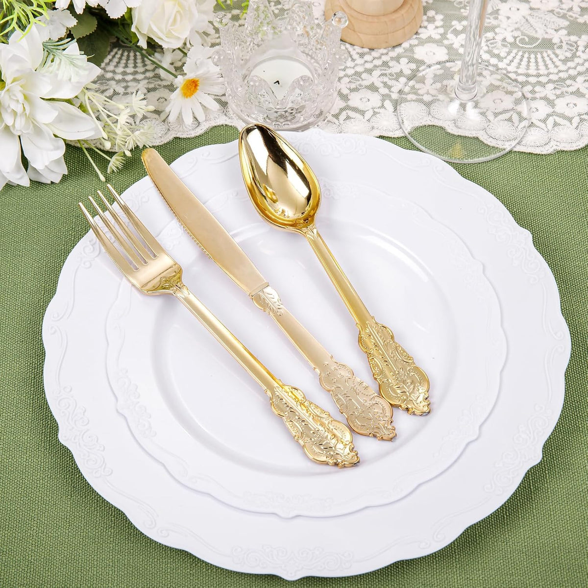 DaYammi 150Pcs White Plastic Plates & Gold Plastic Silverware, White Disposable Plates for Party Include 30 Dinner Platos,30 Dessert Platos,30 Golden Knives,30 Gold Forks,30 Spoons for Wedding Party