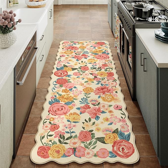 Washable Floral Runner Rug 2x5 Beige Hallway Carpet Scalloped Flower Non Slip Soft Long Kitchen Runner Farmhouse Low Pile Thin Indoor Floor Cover for Bathroom Bedroom Laundry Room Entryway