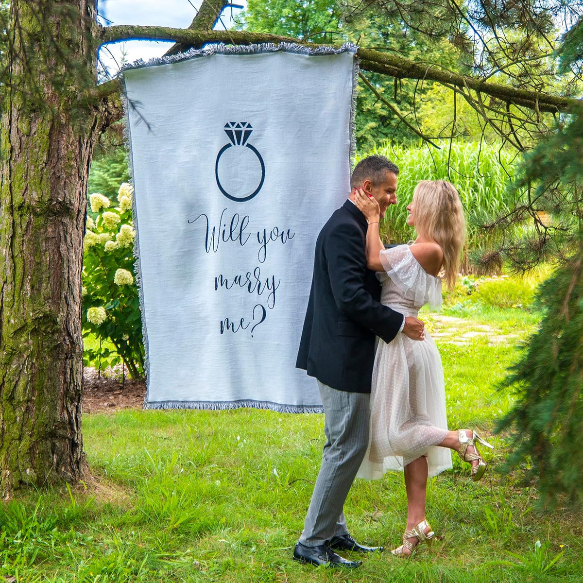 Will You Marry Me Woven Blanket Super Soft Throw Blanket, Wedding Proposal Decorations for Outdoor, Proposal Tapestry Will You Marry Me Sign, Ideal for Engagement Party Decorations, 51x71 in.