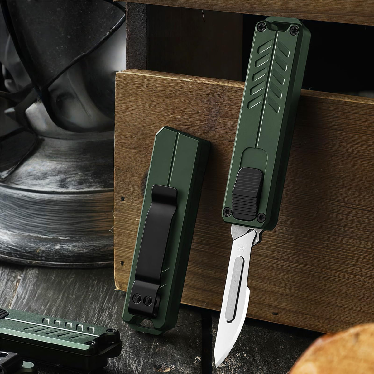 Axsuerto Automatic Utility Knife – Retractable Push Button EDC Knife, All-Metal Box Cutter