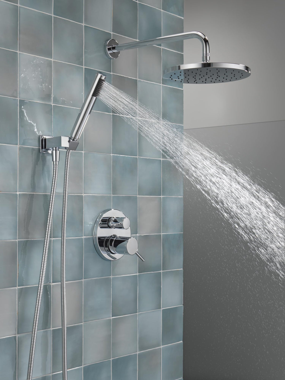 Delta Modern 14 Series Round Rain Shower System – Chrome, 10-Inch Rainfall Head & Handheld (342702)