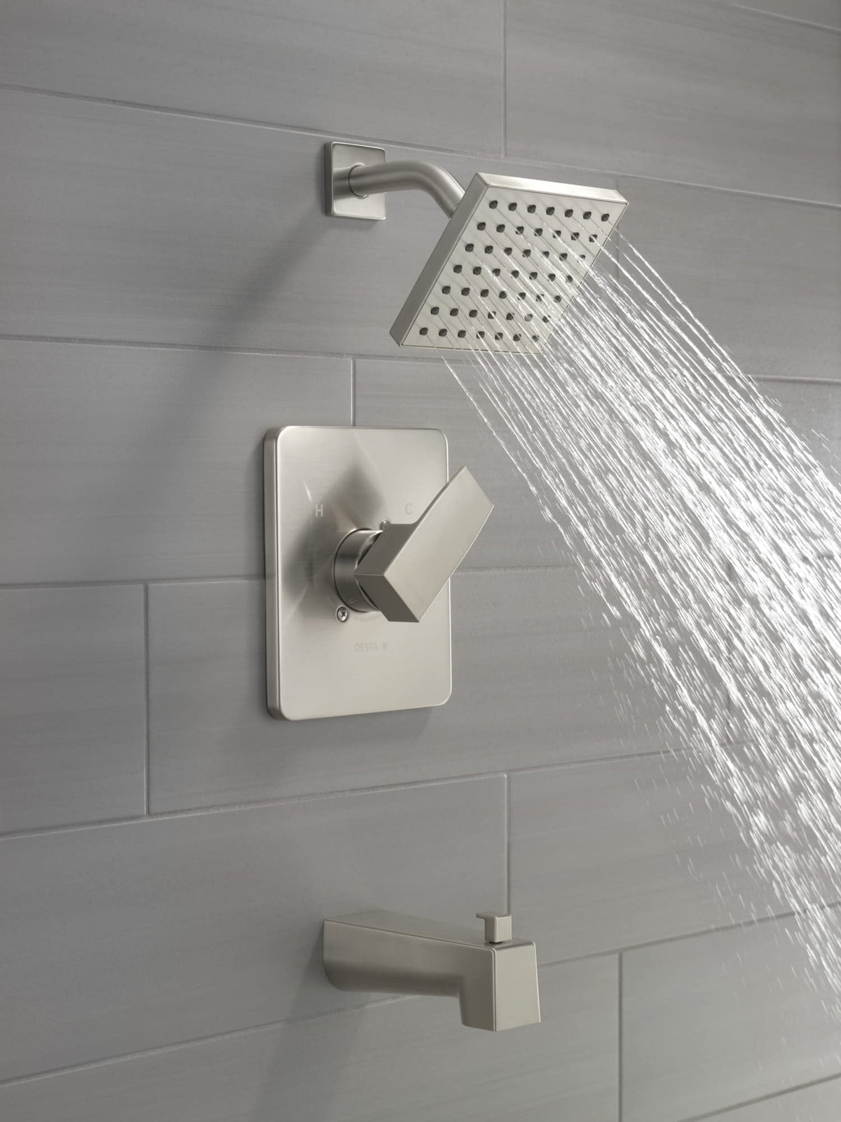 Delta Modern 14 Series Square Bath Set — Brushed Nickel (T14467-SS-PP)