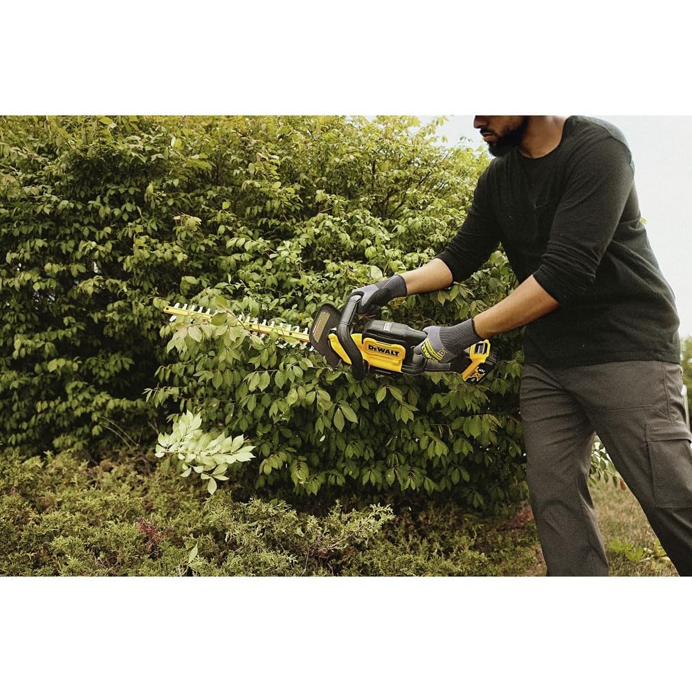 DEWALT 20V MAX 22in Cordless Hedge Trimmer – Bare Tool DCHT821B