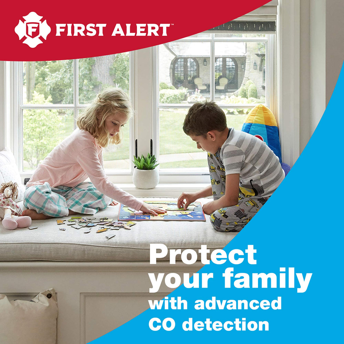 First Alert CO600 Plug-In Carbon Monoxide Detector – 3-Pack, White