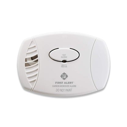 First Alert CO606 Carbon Monoxide Detector – Plug-In Alarm with Battery Backup